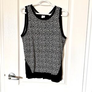 SI-IAE Black & White Patterned tank Top open back size M light weight chic A0099
